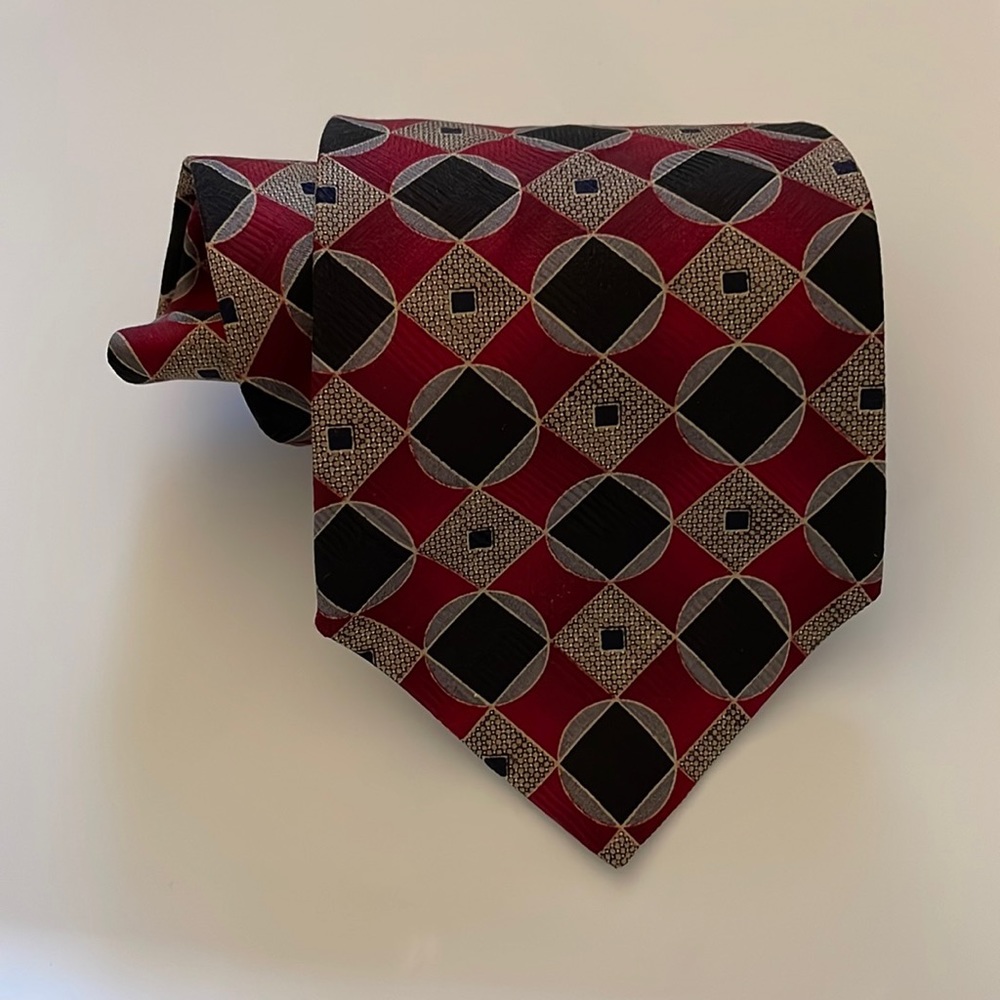 Zylos George Machado Vintage Red and Black Tie
